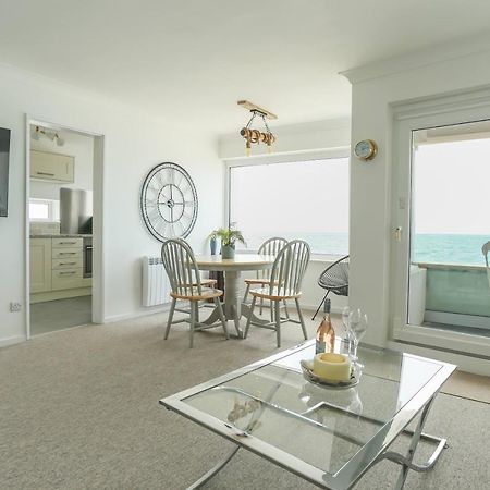 Tides - Beach Front Apartment In Bracklesham Bay Chichester Zewnętrze zdjęcie