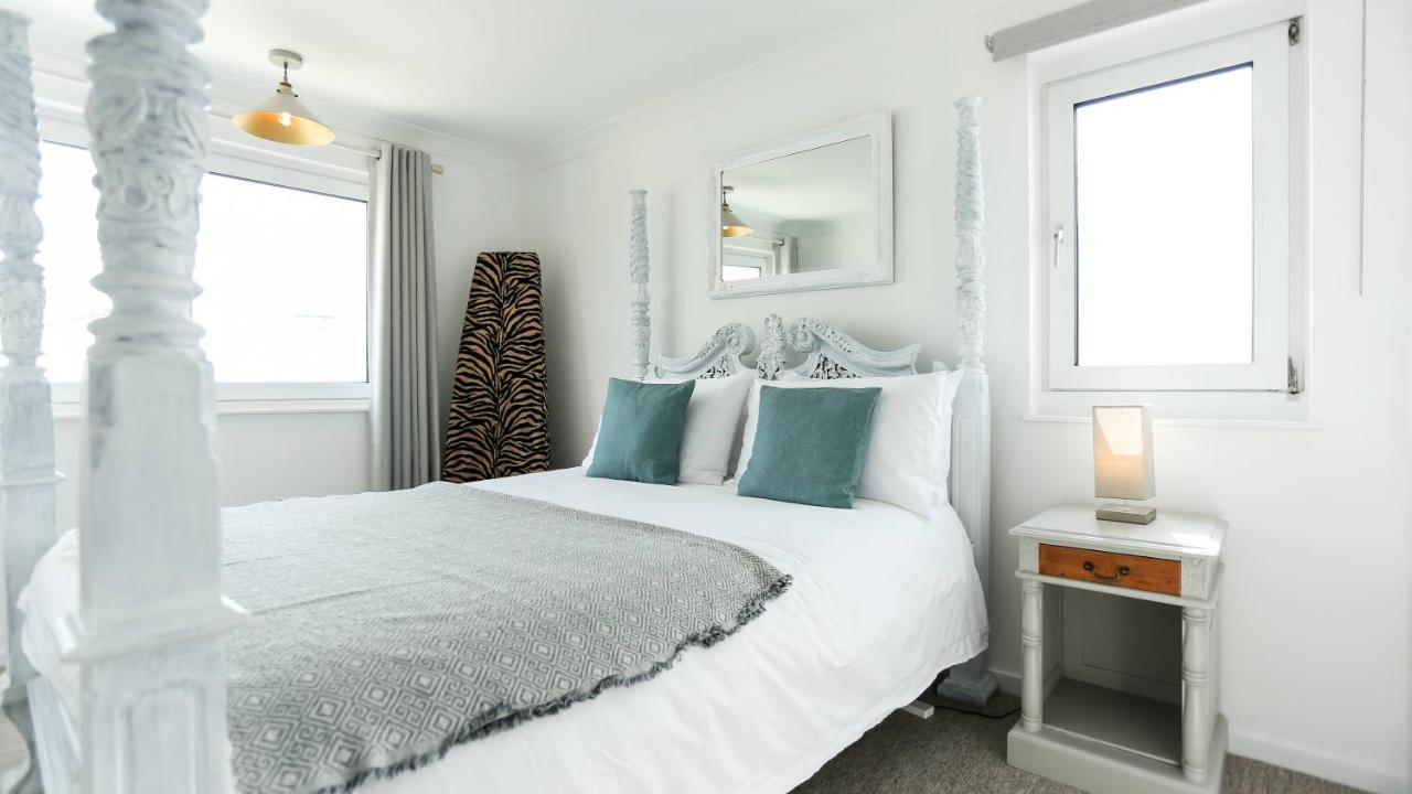 Tides - Beach Front Apartment In Bracklesham Bay Chichester Zewnętrze zdjęcie