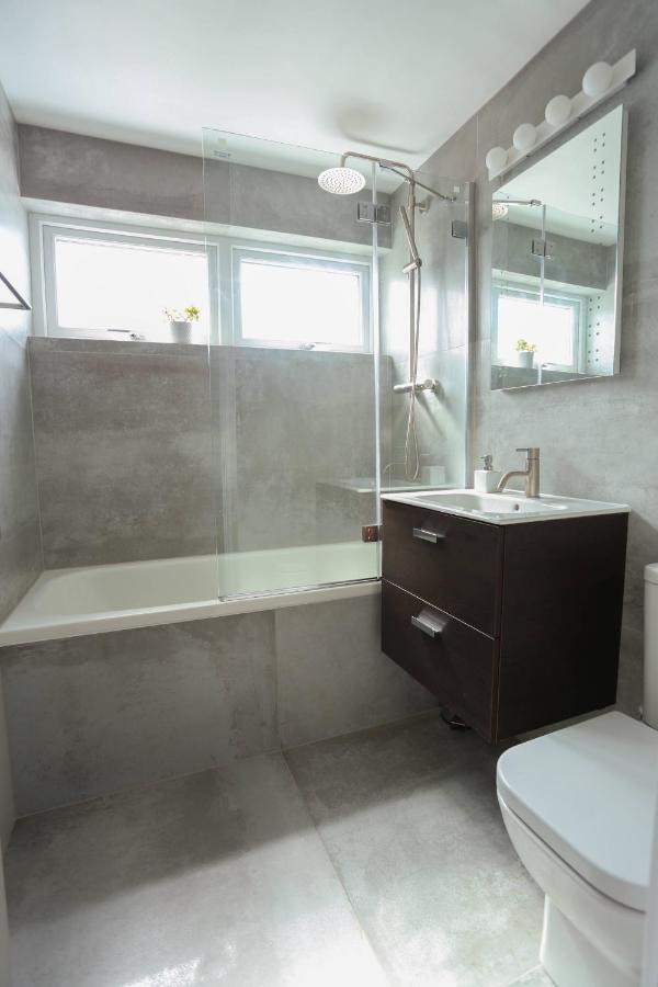 Tides - Beach Front Apartment In Bracklesham Bay Chichester Zewnętrze zdjęcie