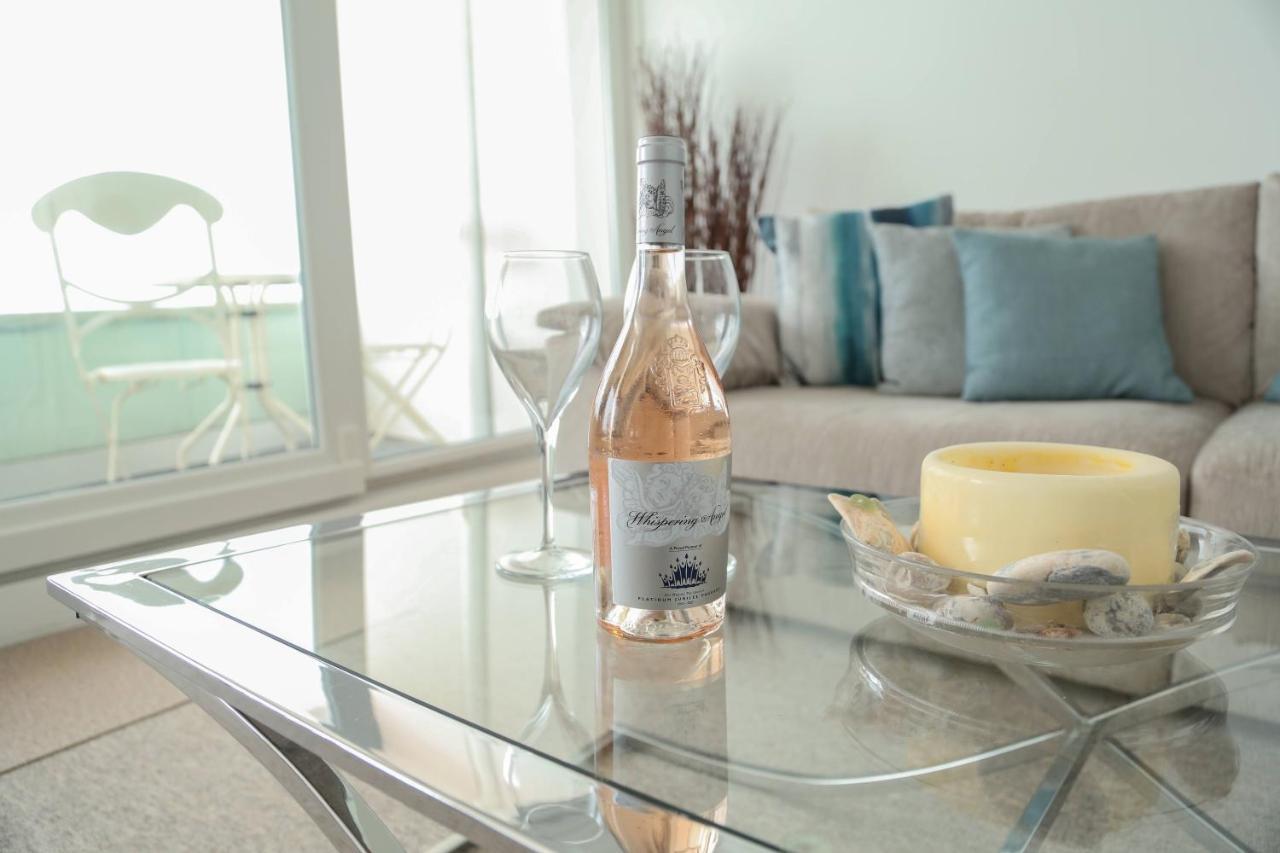Tides - Beach Front Apartment In Bracklesham Bay Chichester Zewnętrze zdjęcie